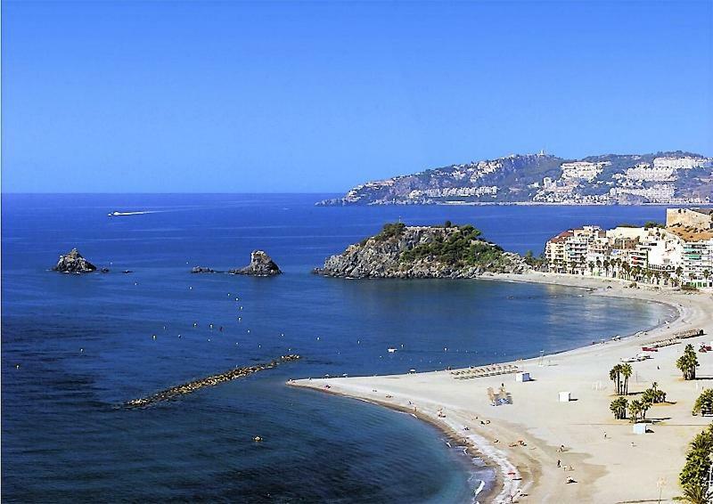 Puerta Del Mar Apartment Almunecar Luaran gambar